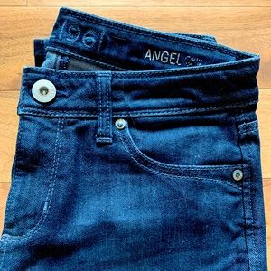 DL1961 Angel Jean.